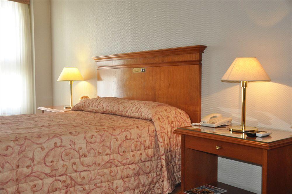 Hotel Solans Riviera ロサリオ エクステリア 写真